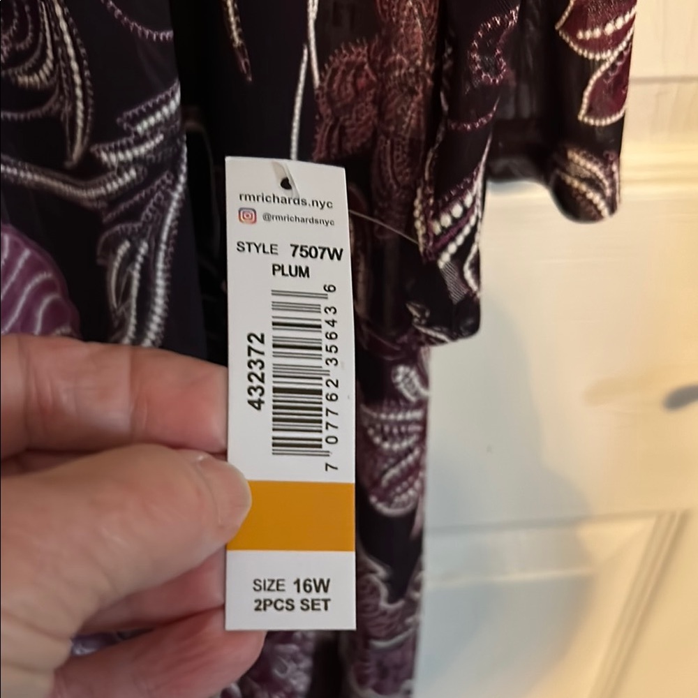 Floral Patterned Dress with Sheer Overlay - Picture 3 of 4